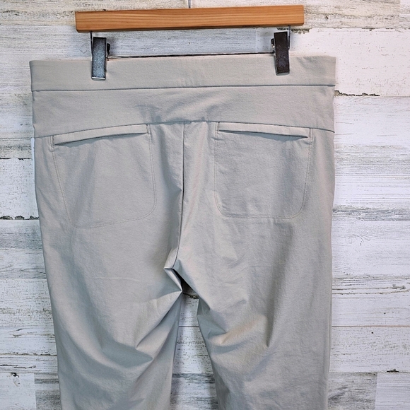 Athleta Women Wander Stash Skinny Pants 16 Light Gray Water Repellent Activewear - Picture 8 of 13